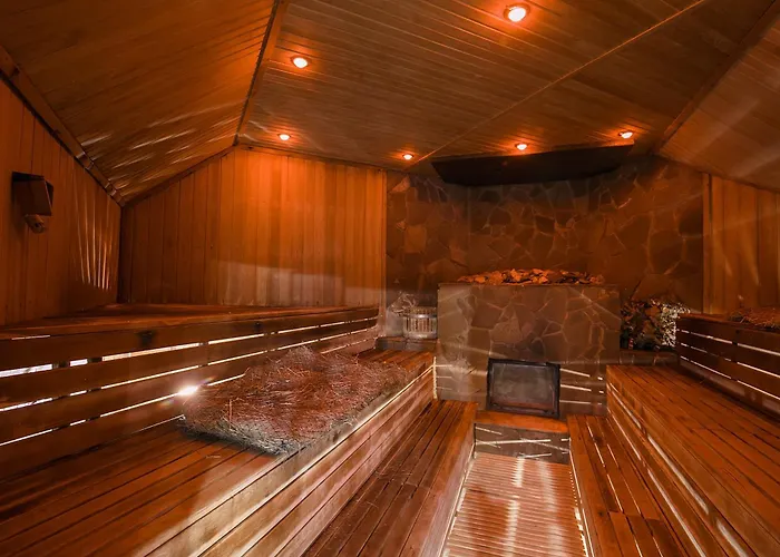 Tsunami Spa Hotel Дніпро